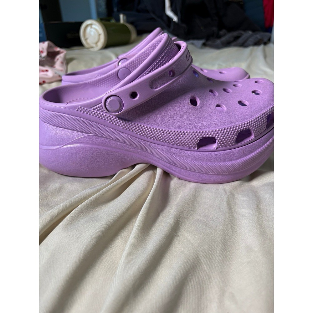 Crocs Women's Purple Platform Clog Sandals US 9 Slip-On Adjustable Strap